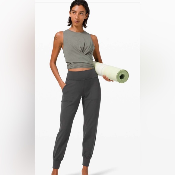 Lululemon Align Jogger 28"' - Picture 1 of 8